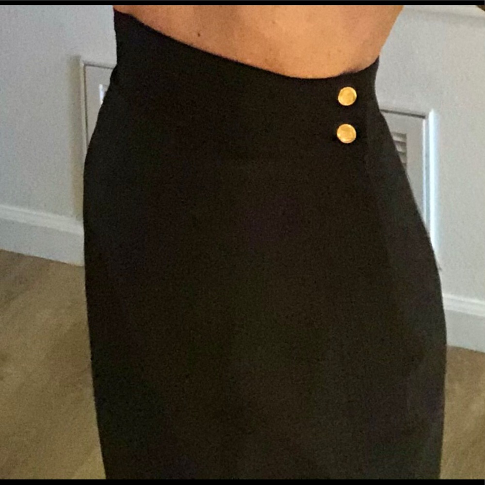Chanel Midi Skirt NWOT. SIZE 34 (US 2) Dk Grey